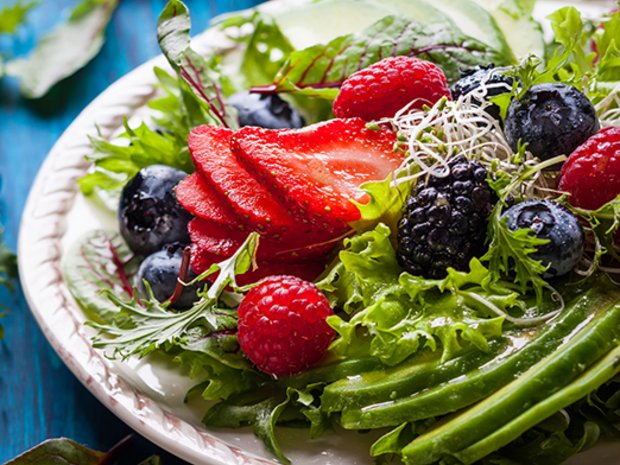 Salad with honey-mustard dressing